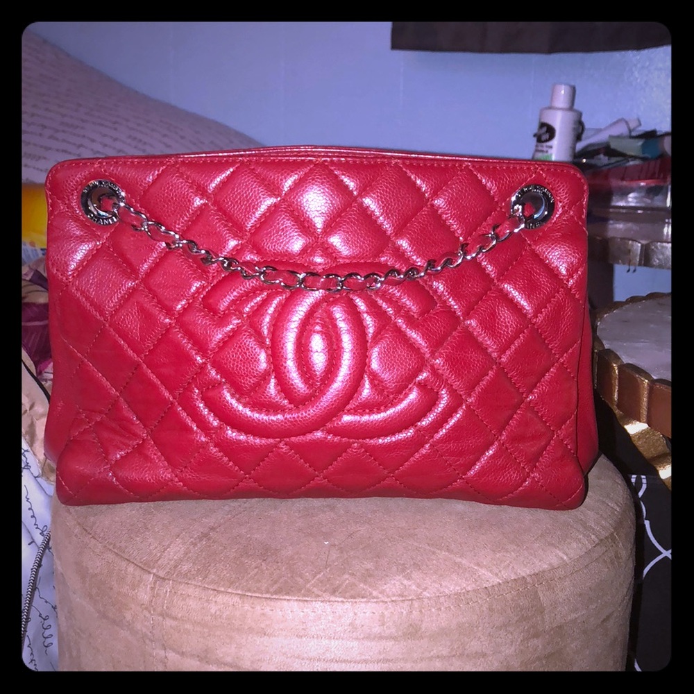 Chanel bag red hot